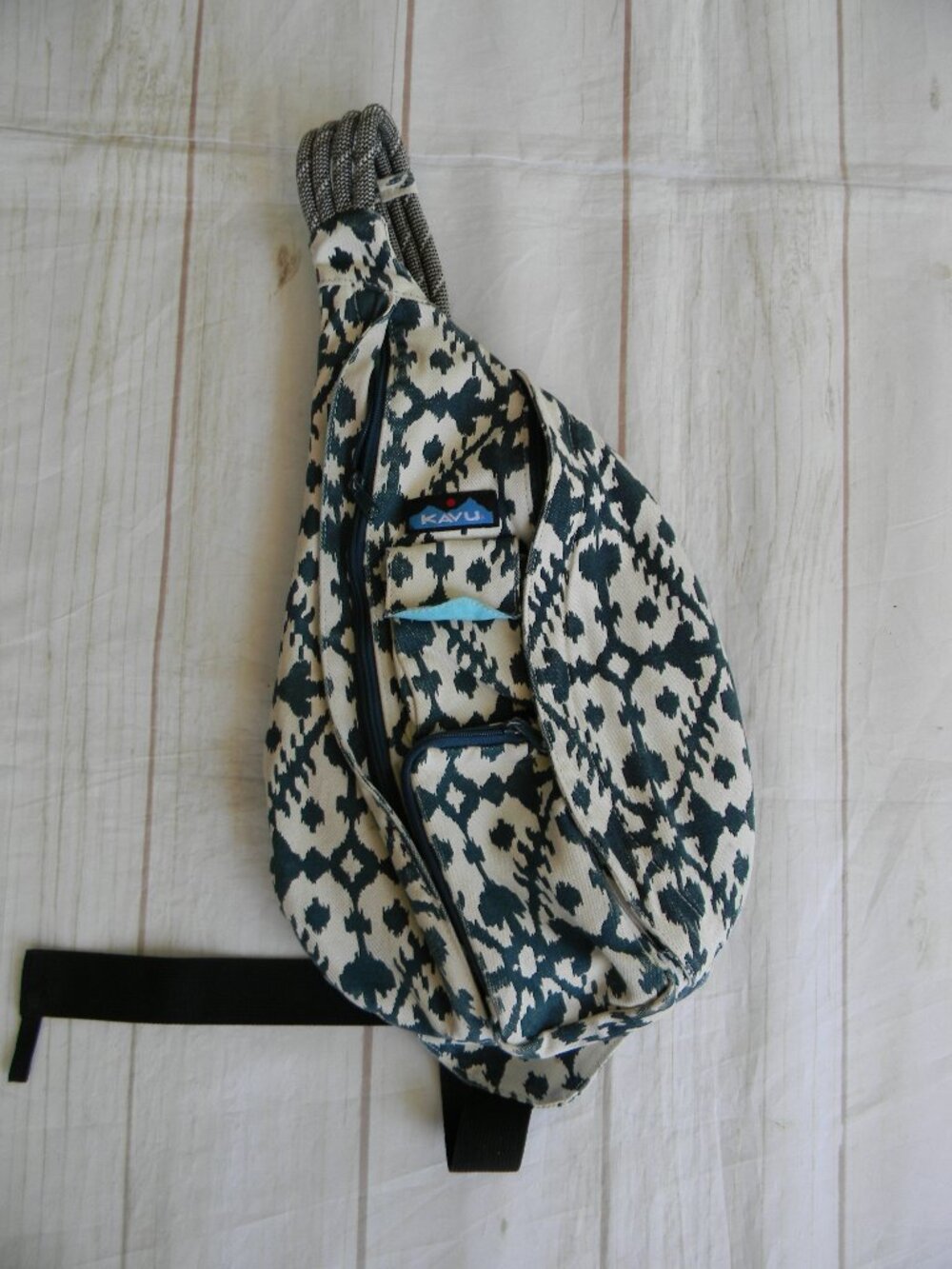 Kavu Original Rope Sling Bag Blue Blot Lightweight BACKPACK Hiking BLUE/CREAM